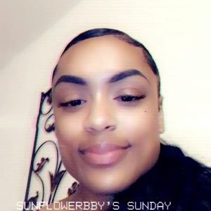 Meet your Posher, Talia